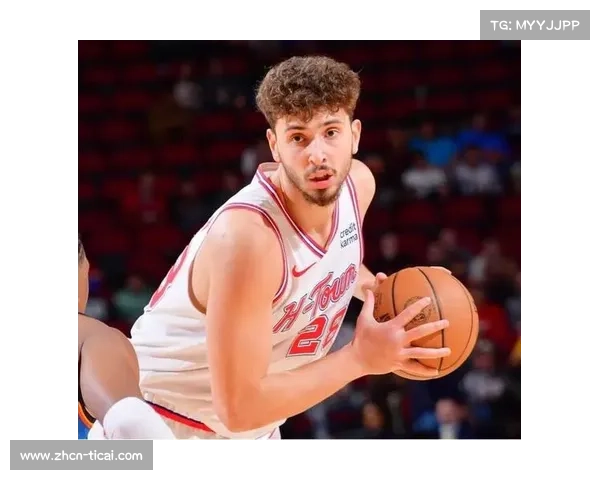 申京辱骂女裁判遭驱逐，唇语大师还原赛场冲突全貌