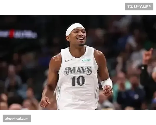 特写：替补奇兵！他在最后时刻登场，用三次冲刺改变了比赛走势